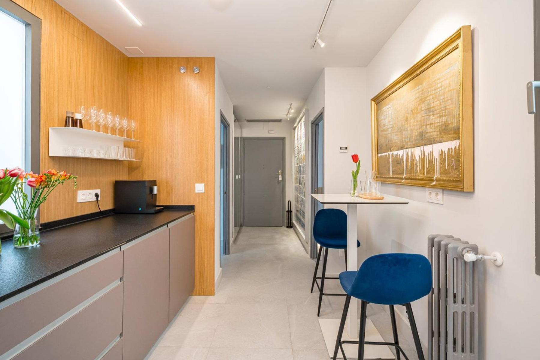 Centric Creative Rooms Мадрид Екстериор снимка