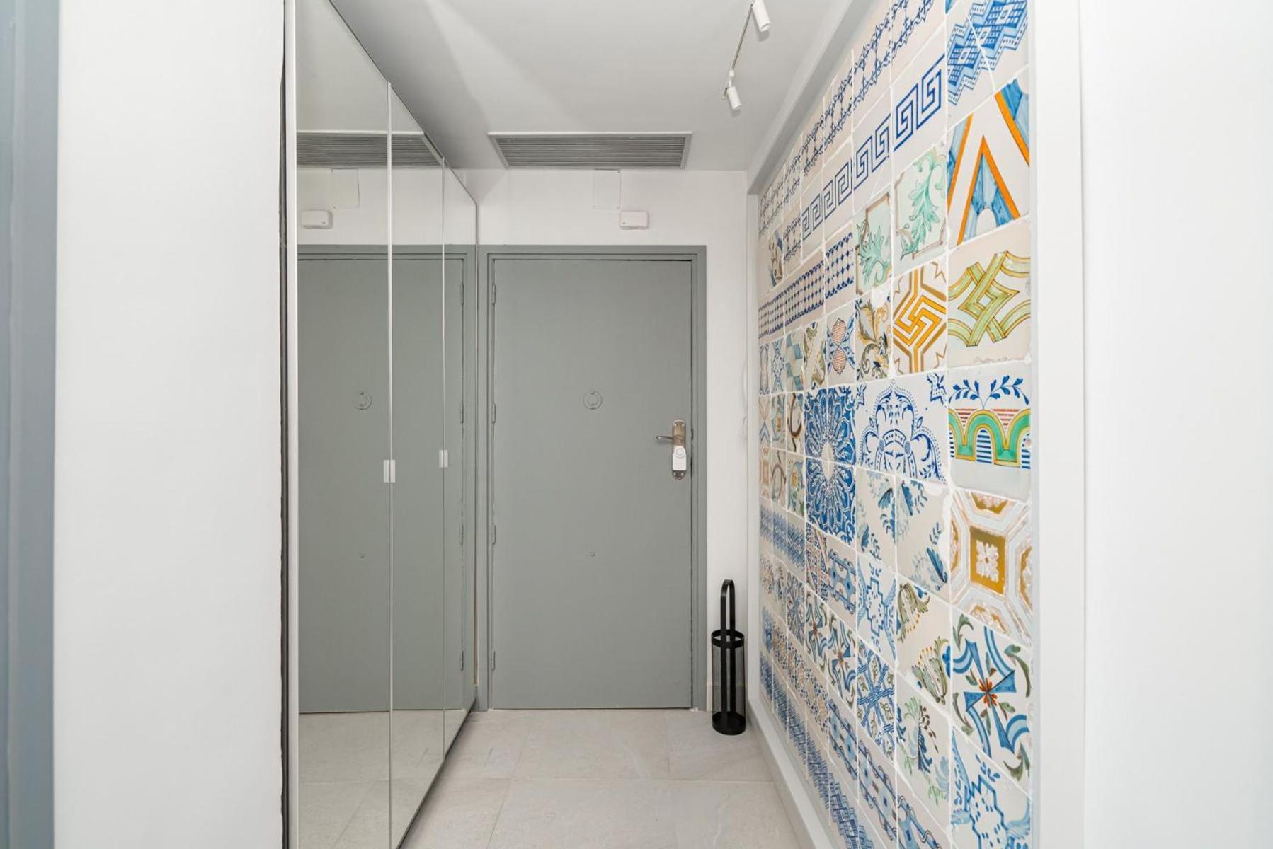 Centric Creative Rooms Мадрид Екстериор снимка