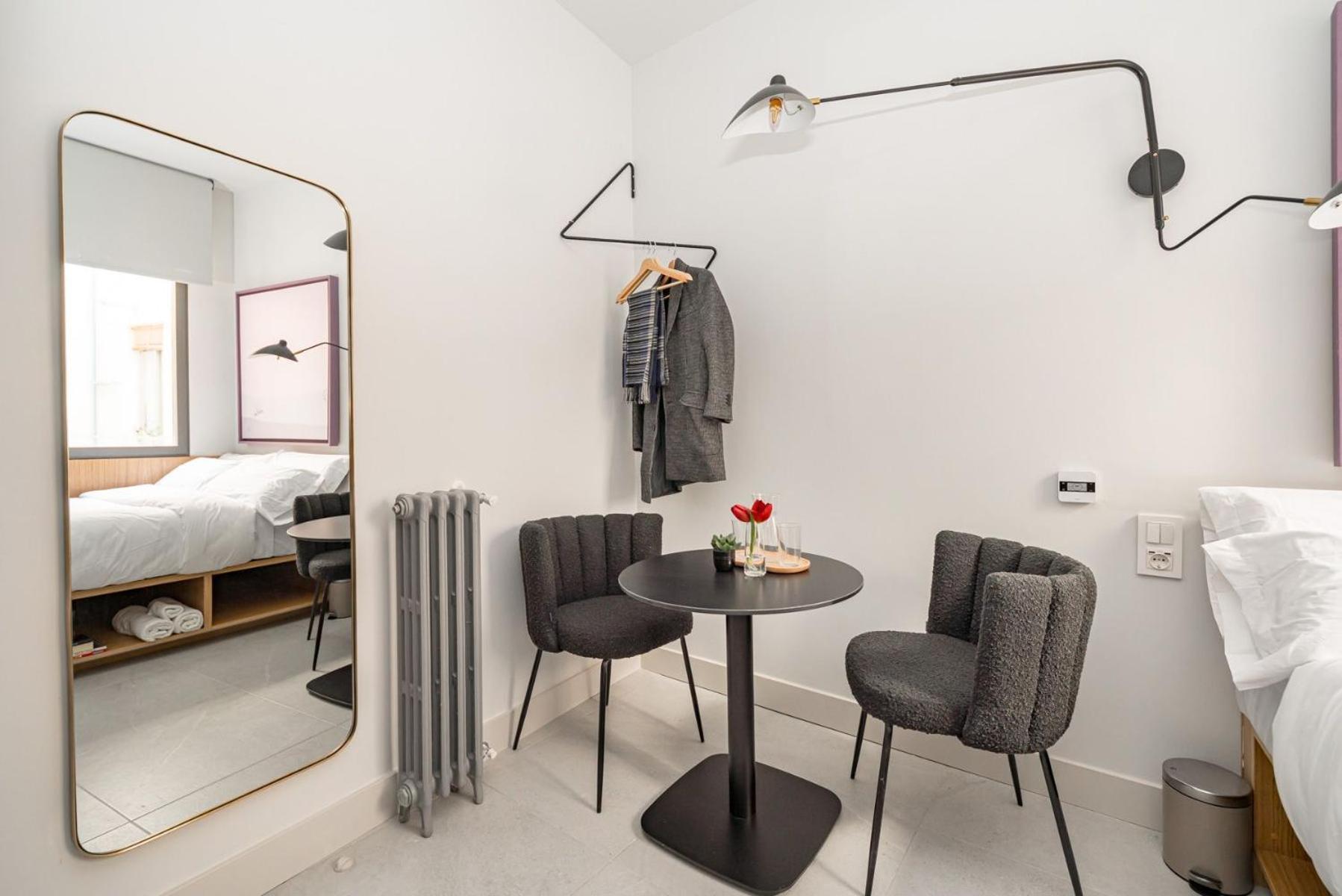 Centric Creative Rooms Мадрид Екстериор снимка