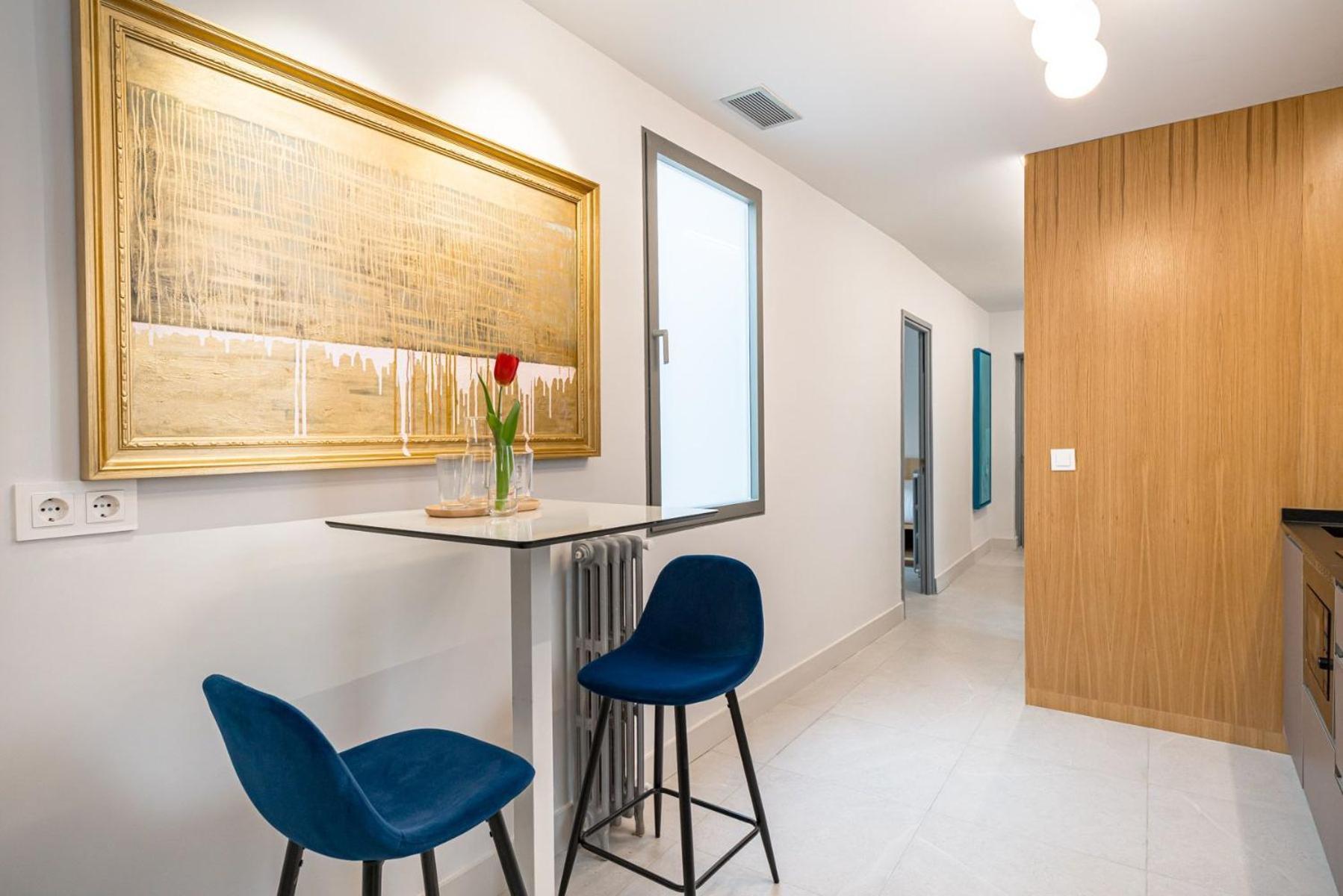 Centric Creative Rooms Мадрид Екстериор снимка